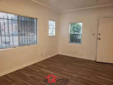 Main picture of 1214 W Martin Luther King Jr Blvd