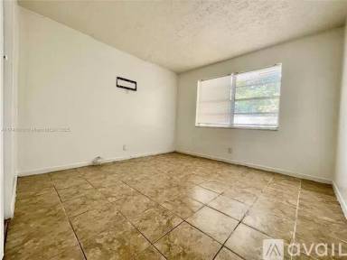 Main picture of 2621 Riverland Dr