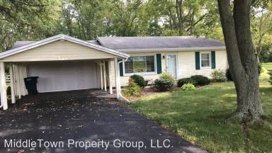 Main picture of 4400 N Everett Rd