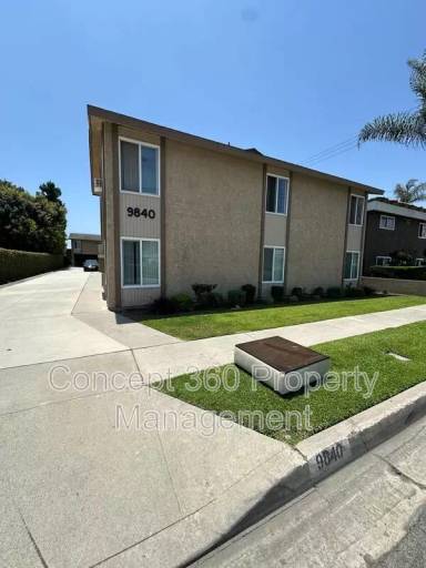 Main picture of 9840 Cedar St