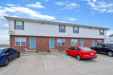 Main picture of 3411 Bohmer Dr