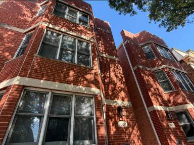 Main picture of 1037 S Oakley Blvd