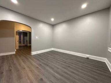 Main picture of 54 N Morley St