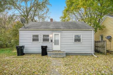 Main picture of 717 Huey St