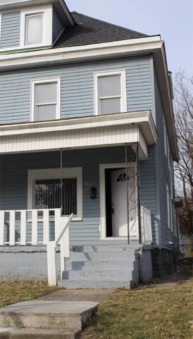Main picture of 389 N Garfield Ave