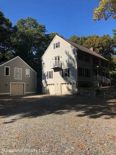 Main picture of 101 Longwood Rd