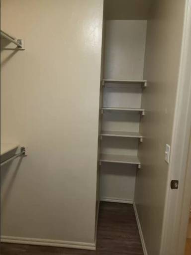 Main picture of 921 W Prairie Wind Way