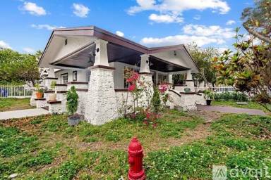 Main picture of 3902 NW 3rd Ave