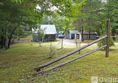 Main picture of 338 Honaker Rd