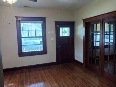 Main picture of 305 Old Point Ave