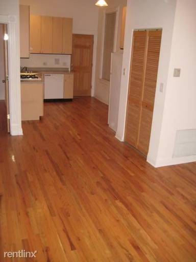 Main picture of 1453 W Thomas St
