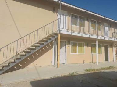 Main picture of 418 S Backer Ave