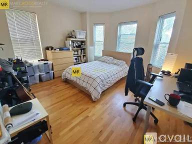 Main picture of 279 Pearl St