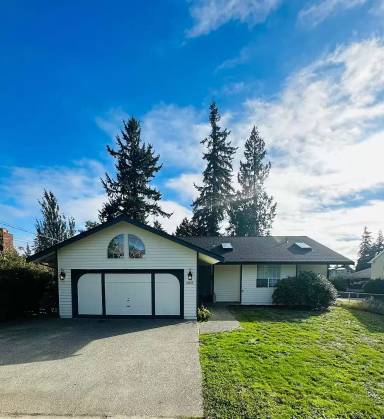 Main picture of 6015 Dexter Ave