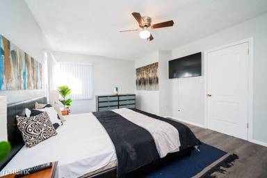 Main picture of 2285 Chestnut Ave
