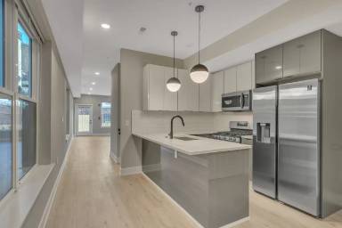 Main picture of 937 N 29th St