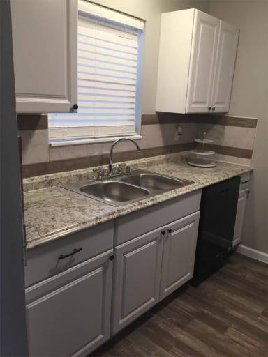 Main picture of 9511 Contessa Dr