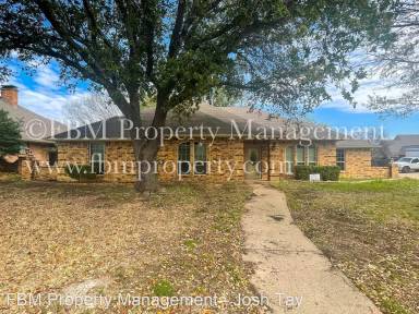 Main picture of 2602 Saint Andrews Dr