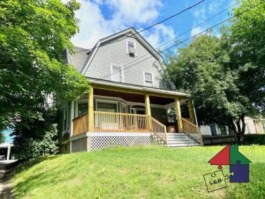 Main picture of 246 S Main St