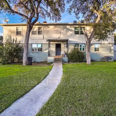 Main picture of 2215 Riverview Dr