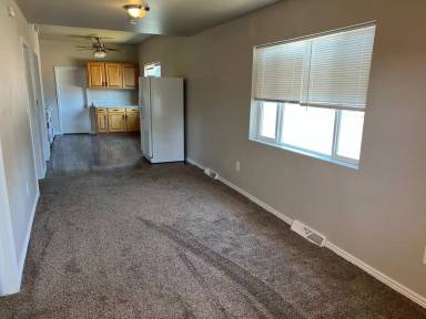 Main picture of 303 3rd St
