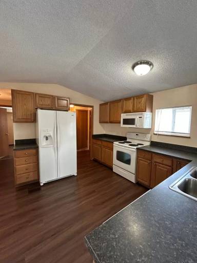 Main picture of 1811 1st Ave W