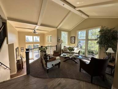 Main picture of 1158 NW Redfield Cir
