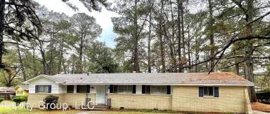 Main picture of 1933 Wisteria Dr