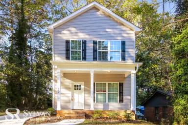 Main picture of 207 Elder St