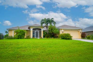 Main picture of 3530 SW 14th Pl