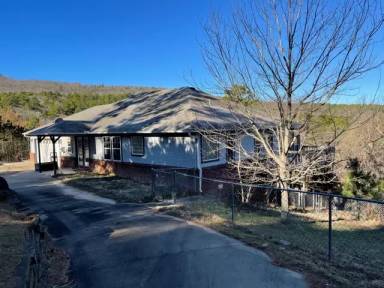 Main picture of 29269 Lukers Pass Rd