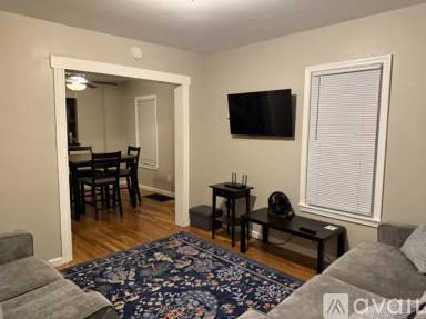 Main picture of 215 Floral Ave