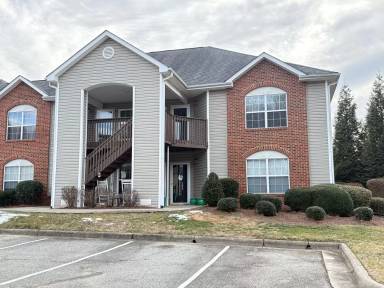 Main picture of 2620 Ingleside Dr