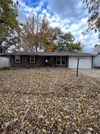 Main picture of 2931 Oriental Dr