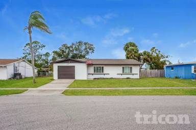 Main picture of 4185 Bullard St