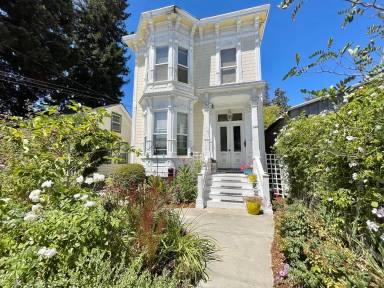 Main picture of 549 Brown St