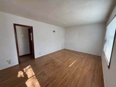 Main picture of 2402 5th Ave