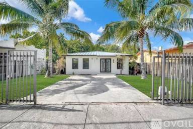 Main picture of 136 NW 53rd St