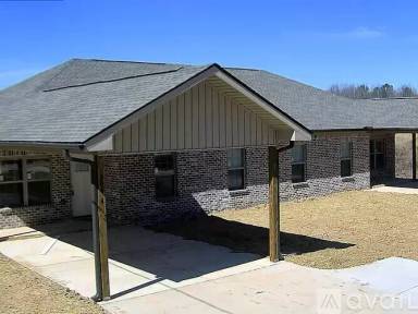 Main picture of 204 Fern Bank Dr