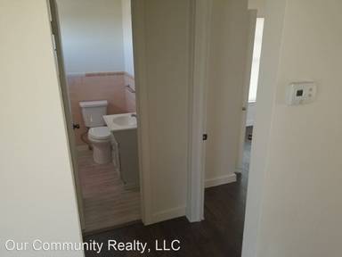 Main picture of 833 N Ewing Ave
