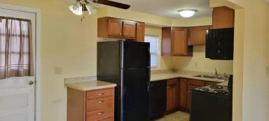 Main picture of 345 6th Ave