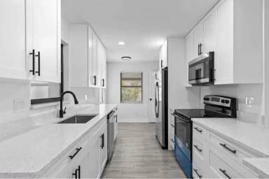 Main picture of 1641 Seahouse St