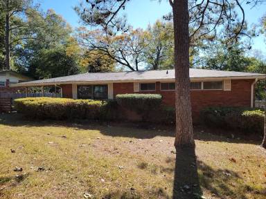 Main picture of 3344 Tanglewood Dr