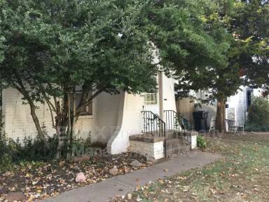 Main picture of 1825 Carey Pl