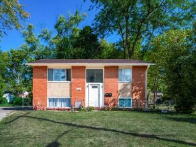 Main picture of 780 Moon Rd