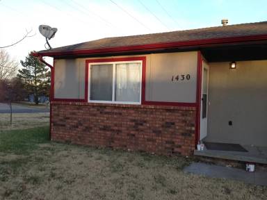 Main picture of 1430 Spencer Dr