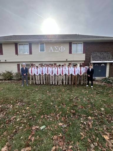 Main picture of 400 W Willow St