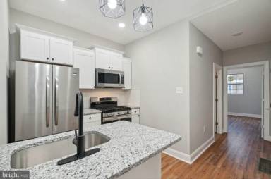 Main picture of 2144 S 20th St