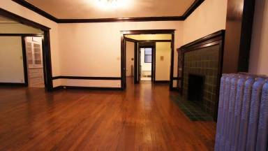 Main picture of 2418 N Sawyer Ave