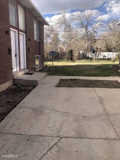Main picture of 1155 E Zenith Ave